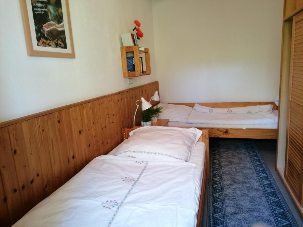 Rüstzeitenheim Sonnenschein Saalburg Zimmer foto
